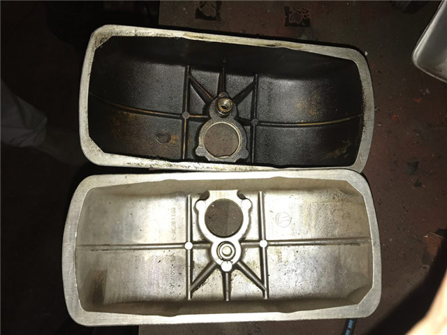 Laser Cleaning Oil Dirt from Aluminum Mold