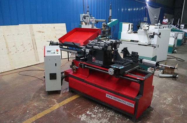 Handle Tools Wood CNC Wood Turning Machine