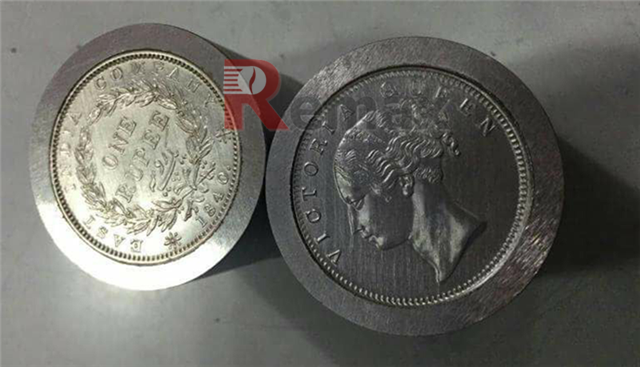 What does mould engraving look like?