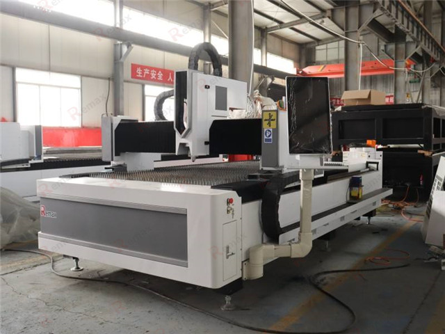 Cheap price 1530 Metal Cnc Fiber Laser Cutting Machine