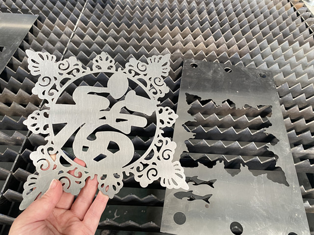 fiber laser cutter