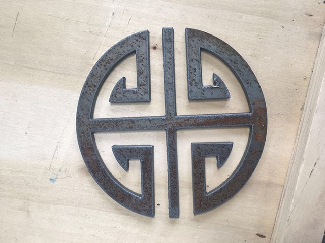 What to pay attention to with gantry CNC flame plasma cutting machine?