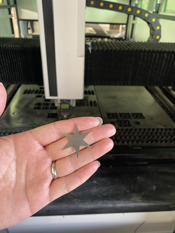 fiber laser cutting machine sample
