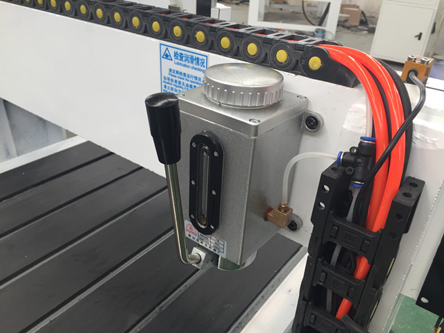 Cnc Engraving Machine For Metal (4)