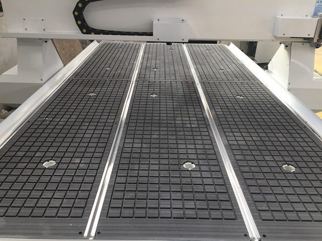 vacuum and T slot table