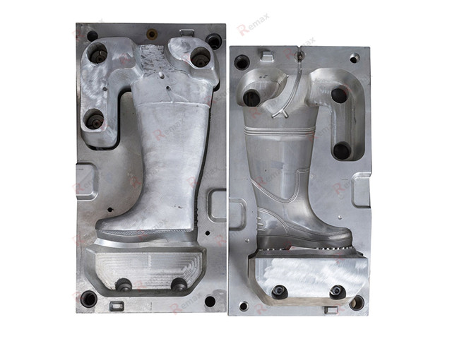 The necessity of revamping the engraving and milling machine and the precautions to be taken.