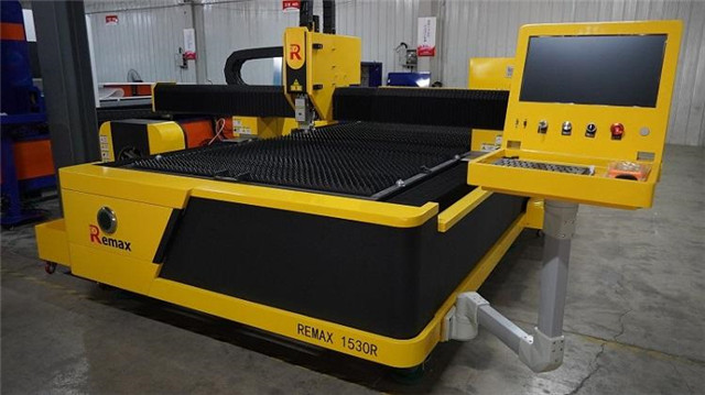 Metal Sheet and Pipe CNC Fiber Laser Cutting Machine